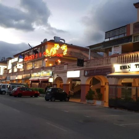 El Paraiso Golf Y Playa Estepona Bagian luar foto