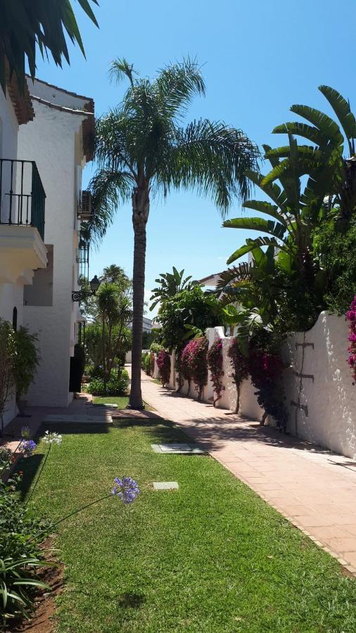 El Paraiso Golf Y Playa Estepona Bagian luar foto