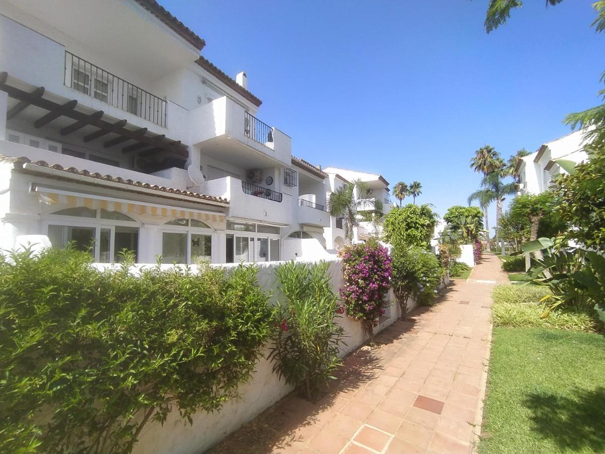 El Paraiso Golf Y Playa Estepona Bagian luar foto